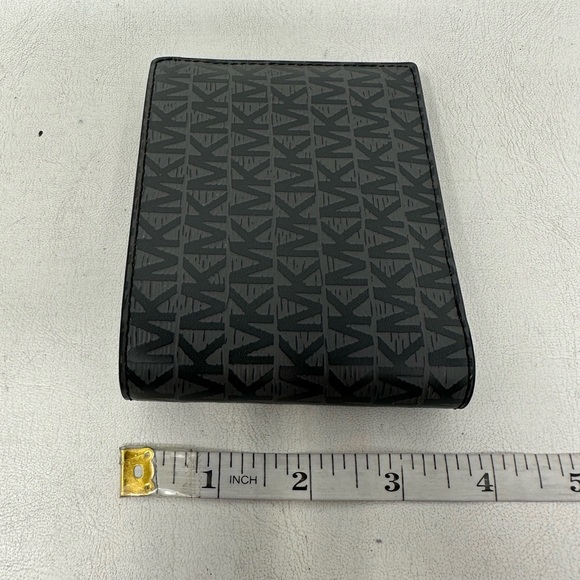 Michael Kors 3 in 1 Billfold Wallet & Passcase,Men's  Size OS - Black - Picture 6 of 10
